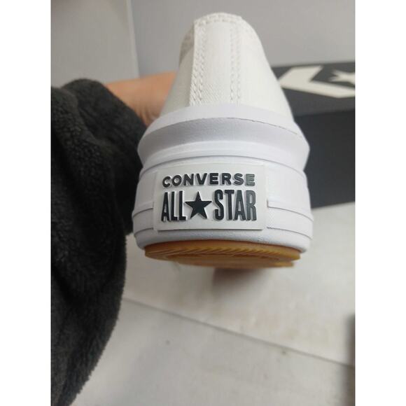 Converse White Canvas Sneakers Minimalist Design - Picture 3 of 5